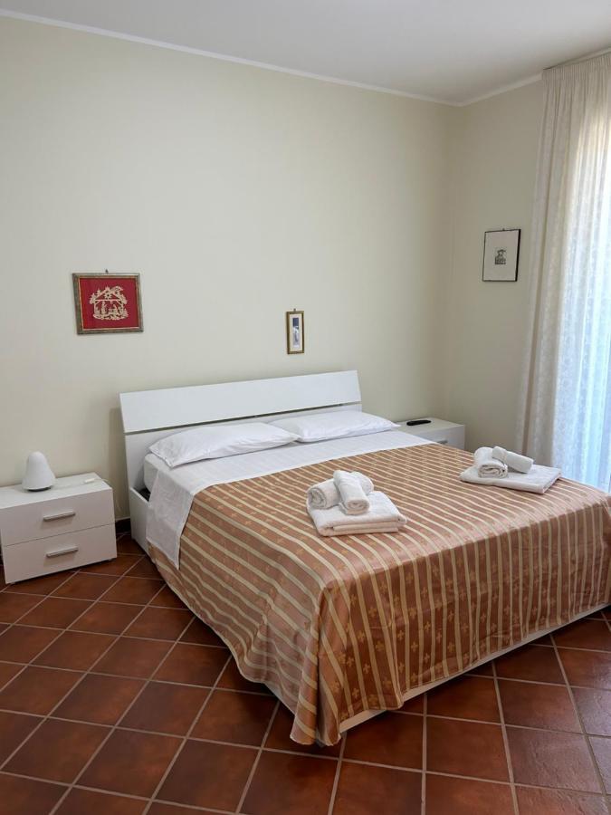 Hotel La Veduta Praia a Mare Exterior foto